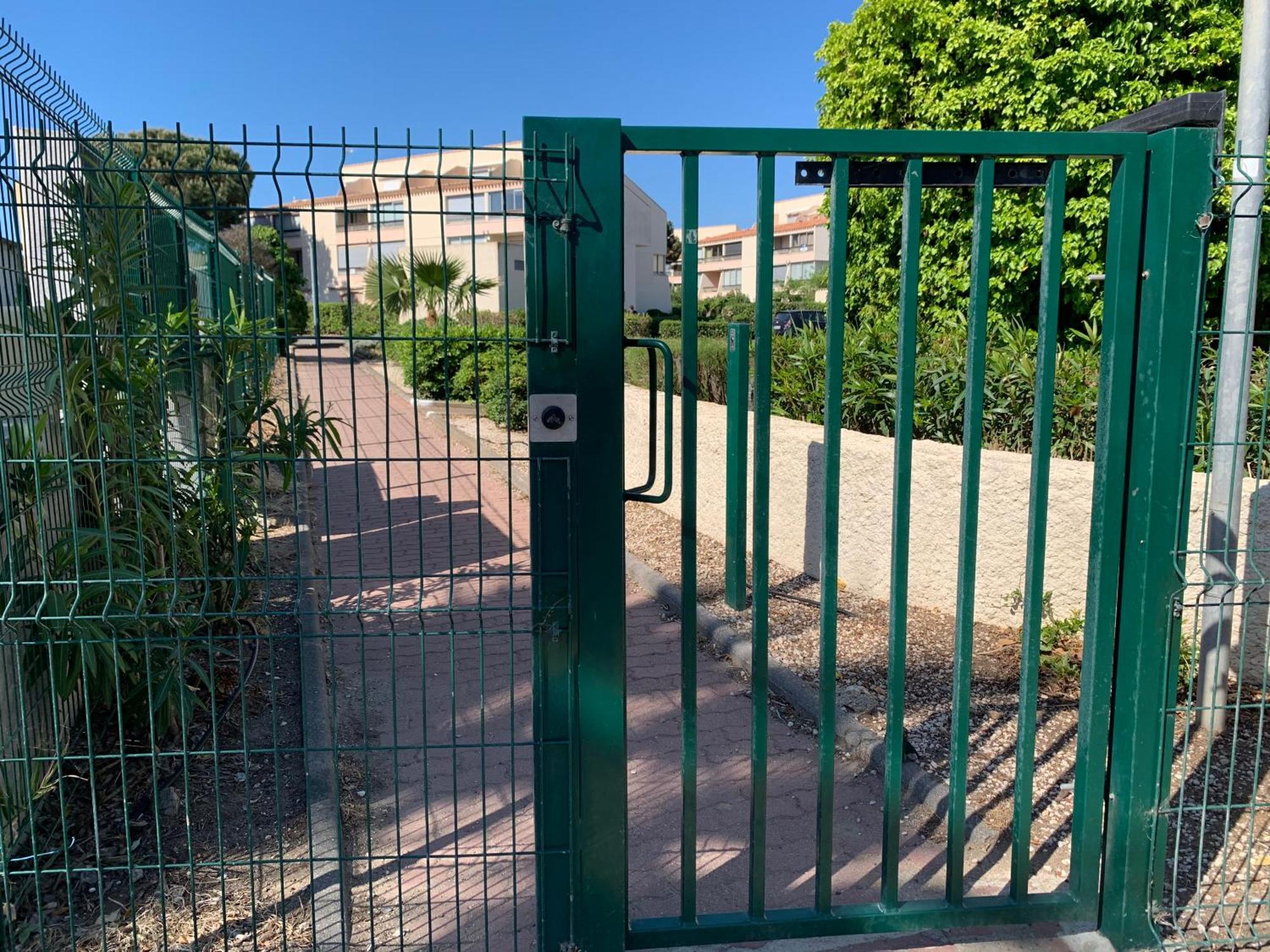 Le Petit Bora-Marseillan Plage -Residence Bora Bora-400M Plage D'Honneur Bagian luar foto